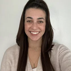 Photo of Miranda Denerson 