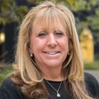Roberts, Pamela