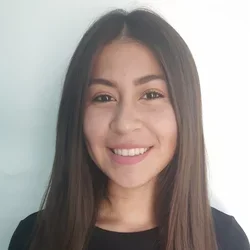 Photo of Natalie Robles 