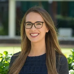 Alexandra Binder